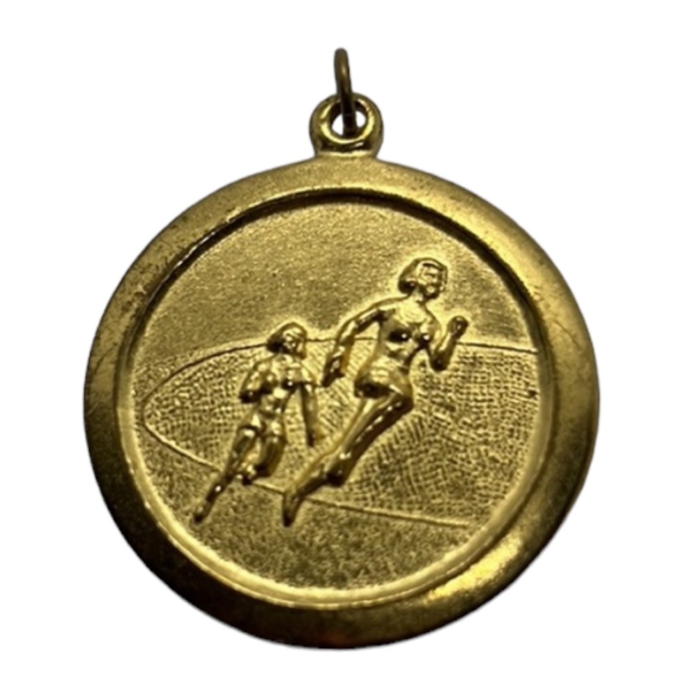 WOMENS TRACK AND FIELD ROUND PENDANT MEDAL GOLD TONE VINTAGE